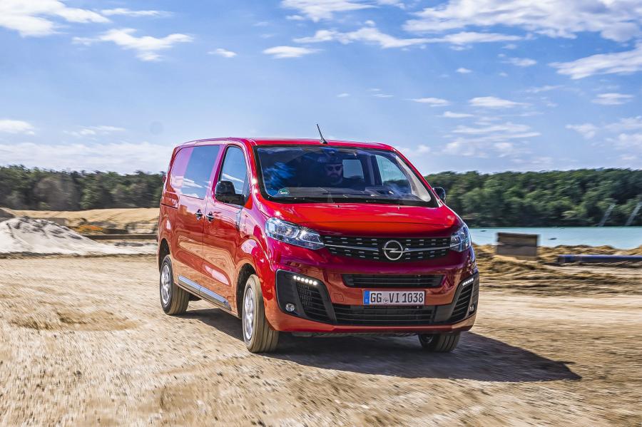  Opel Vivaro Van 4x4 2019 года  (фото 3 из 22)